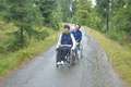 Izerski spacer na kkach - przecieranie trasy Jakuszyce-Orle na wzkach inwalidzkich
