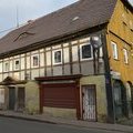 Zabudowa grnouycka ulilcy 1 Maja stanowi zwarty kompleks piknych domw, ktre poddane rewitalizacji mogyby przyciga turystw